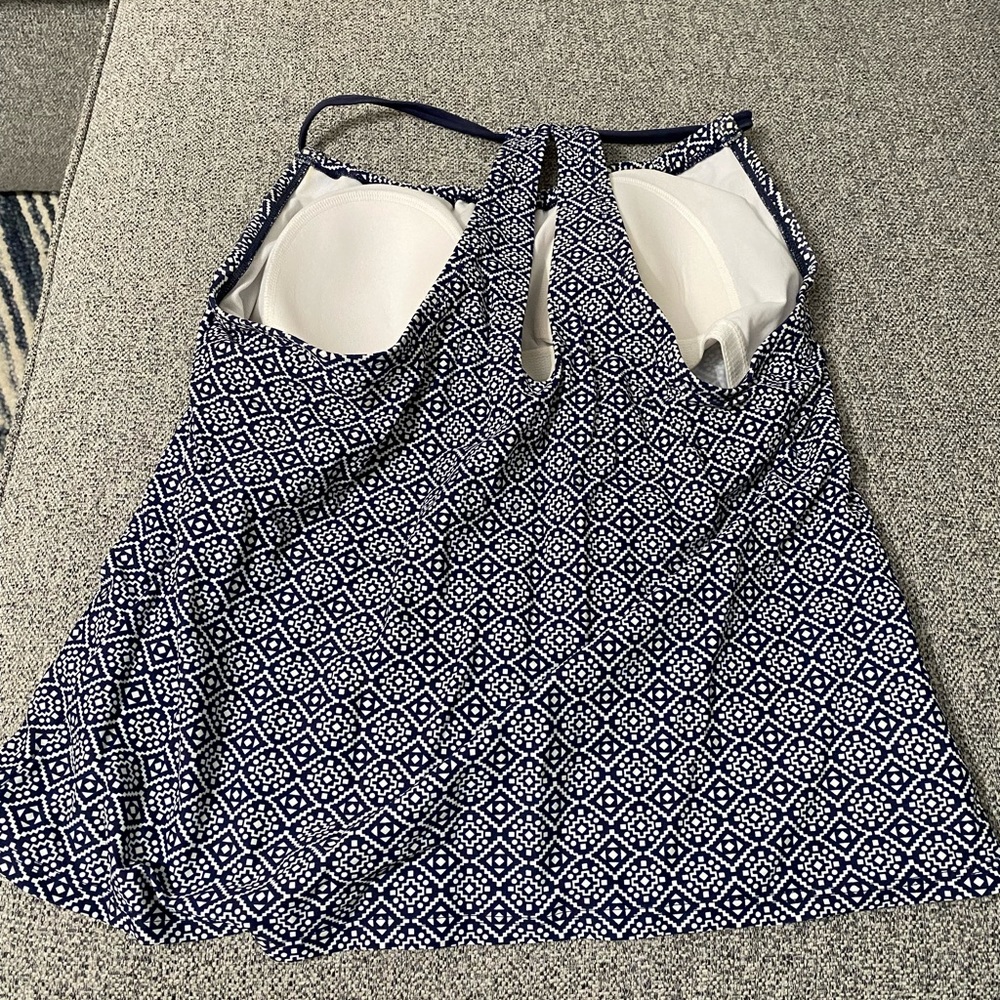Target swim top - Picture 2 of 4